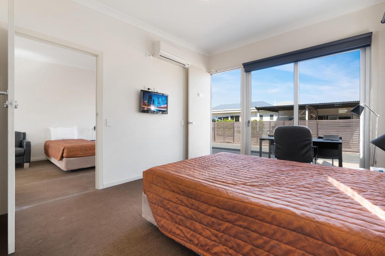Smart Stayzzz Inns Clermont エクステリア 写真